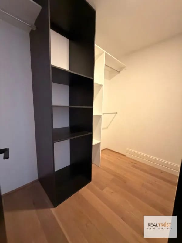 Apartamento en renta  CENTRICO zona 5 — Apartamento en Alquiler en Zona 5, Guatemala, Ciudad — foto 2 de 6