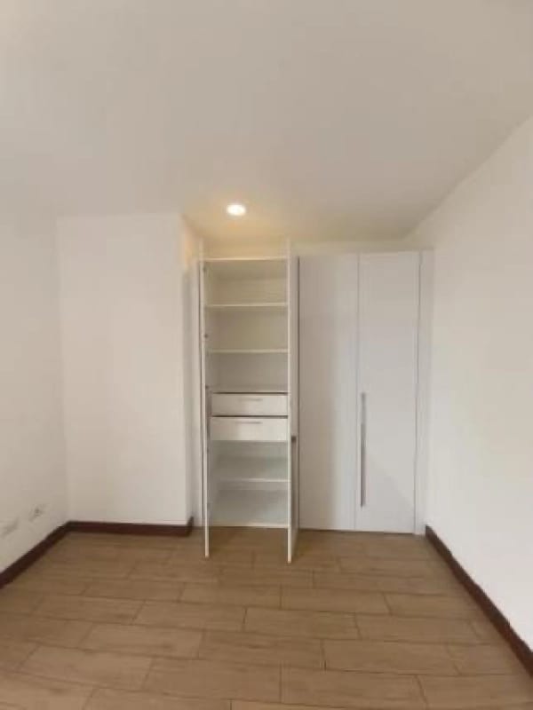 Apartamento En Venta Avenik Zona 15 — Apartamento en Venta en Avenik, Zona 15, Guatemala, Ciudad — foto 6 de 10