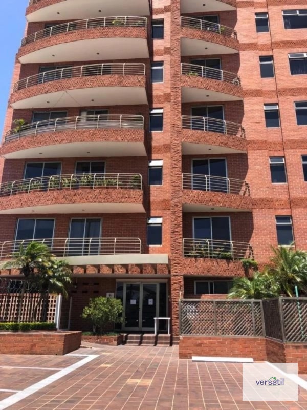 Bello y Amplio apartamento en Venta zona 14 - 1