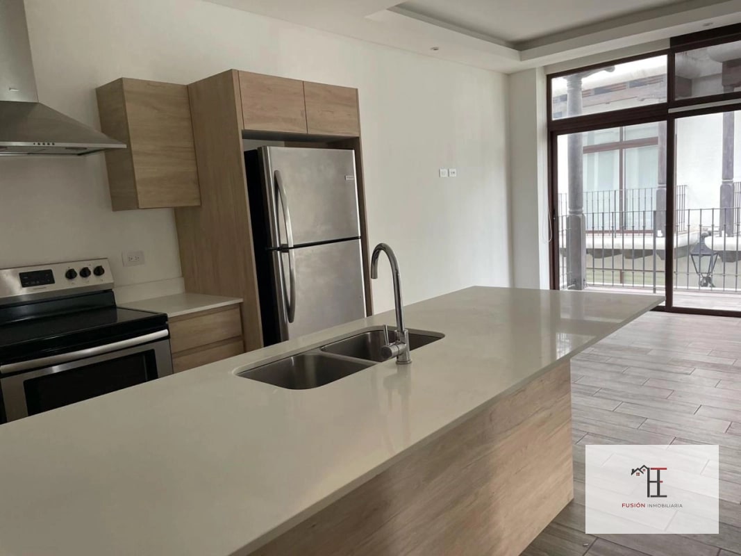 Rento apartamento en Lirios de Cayalá 1 zona 16 - 10