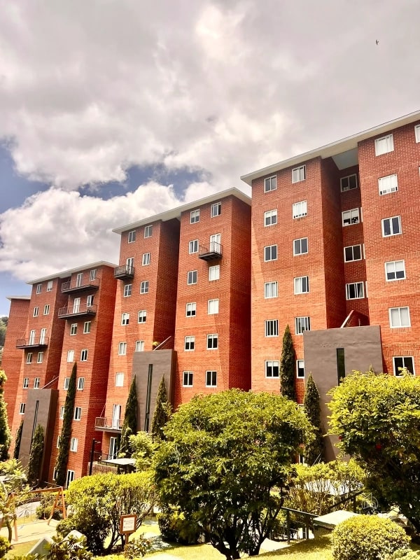 Zona 16 • Apartamento en Venta • Edificio Hexa Cañada 16 - 5