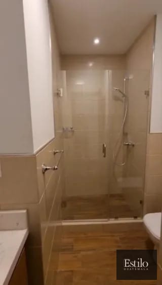 APARTAMENTO EN ALQUILER SALVATTORE Z.10 — Apartamento en Alquiler en Salvattore, Zona 10, Guatemala, Ciudad — miniatura 5 de 11