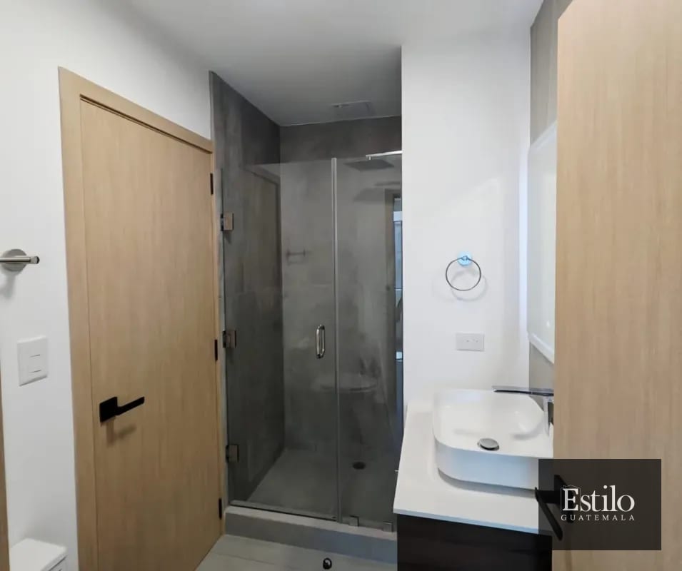 ALQUILER APARTAMENTO BONADIEZ ZONA 1O — Apartamento en Alquiler en Bonadiez, Zona 10, Guatemala, Ciudad — foto 13 de 13