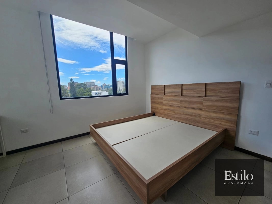APARTAMENTO EN ALQUILER ZONA 10 - 7