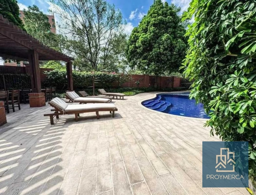 Apartamento en alquiler, Edificio Tadeus, Zona 14 - 17