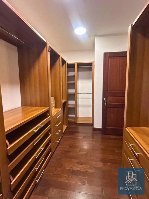 Apartamento en alquiler, Edificio Tadeus, Zona 14 - 7