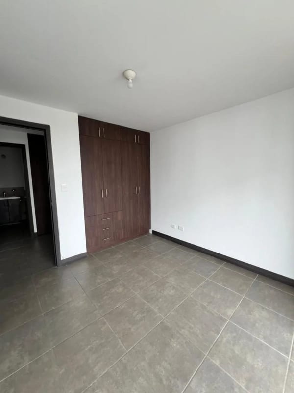 VENTA APARTAMENTO EN EDIFICIO 3-85 VISTA HERMOSA I — Apartamento en Venta en Edificio 3-85, Zona 15, Guatemala, Ciudad — foto 9 de 11