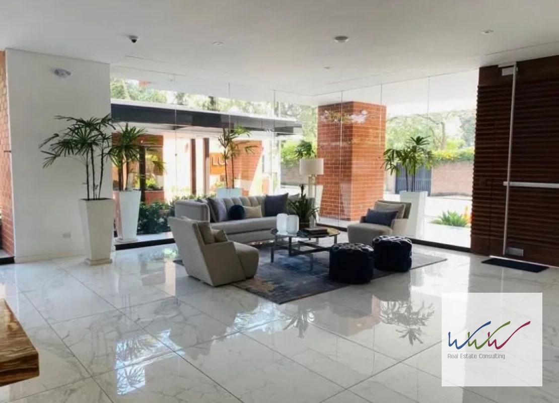 Rento Apartamento de 234 m2 en Lucca, Zona 10 - 4