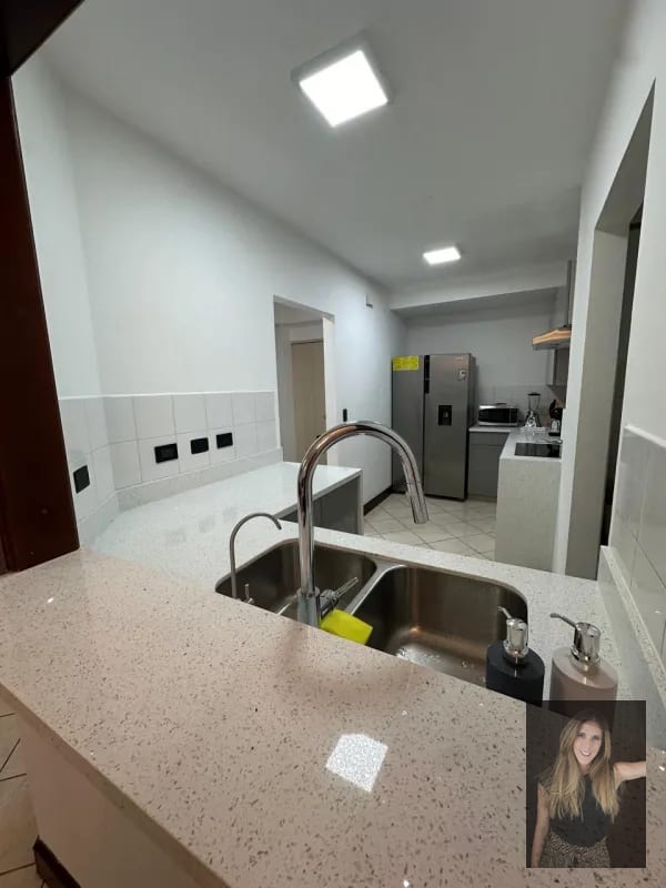 Apartamento amueblado Edificio Milenia zona 10 — Apartamento en Venta en Zona 10, Guatemala, Ciudad — foto 2 de 5