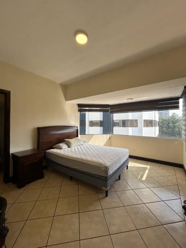Apartamento amueblado en renta en zona 14 — Apartamento en Alquiler en Zona 14, Guatemala, Ciudad — foto 4 de 10