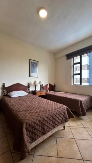 Apartamento amueblado en renta en zona 14 — Apartamento en Alquiler en Zona 14, Guatemala, Ciudad — miniatura 3 de 10