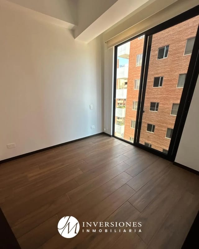 Apartamento en renta zona 10 cerca de La Estación — Apartamento en Alquiler en Zona 10, Guatemala, Ciudad — foto 10 de 13