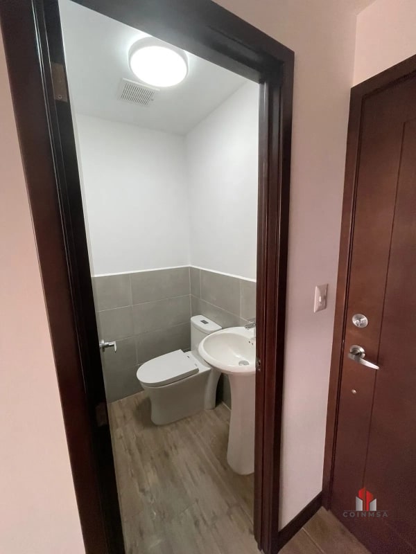 Apartamento en renta en zona 10 / Casalini Diagonal 6 - 9