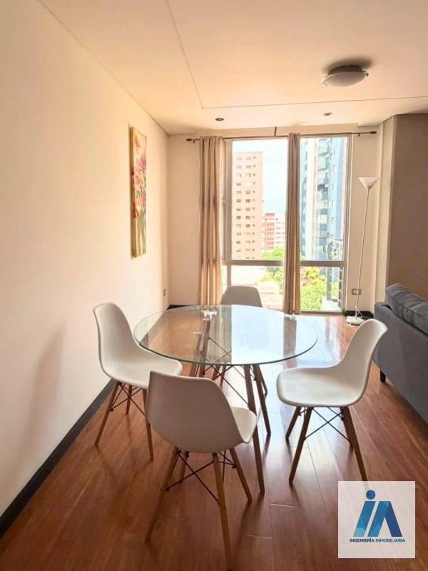 APARTAMENTO EN ALQUILER📍 Edificio Torre 14, Zona 14 - 8