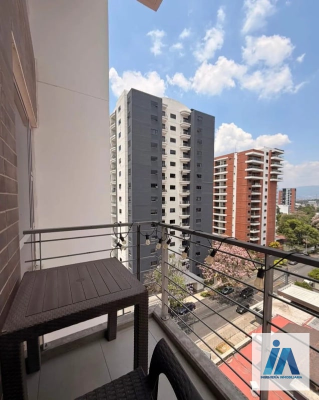 APARTAMENTO EN ALQUILER📍 Edificio Torre 14, Zona 14 - 7