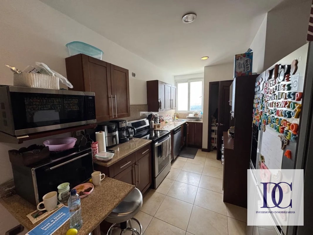 📍 APTO EN VENTA – 3 HAB + SALA FAM | EDIFICIO TORRE REAL | CAES KM 9 - 10