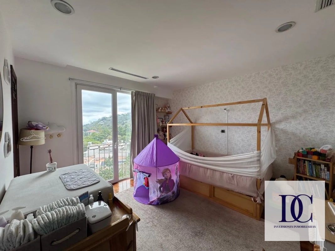 📍 APTO EN VENTA – 3 HAB + SALA FAM | EDIFICIO TORRE REAL | CAES KM 9 - 6