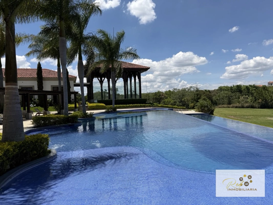 🏙️ Apartamento de lujo en alquiler – Cayalá - 12