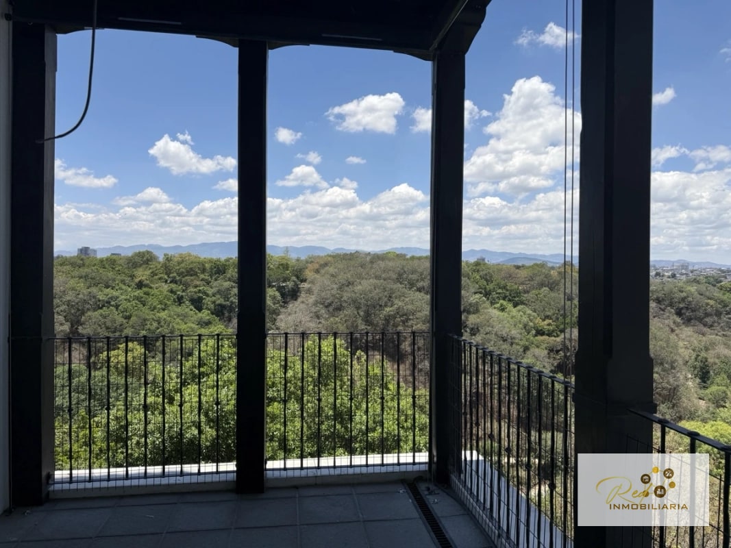🏙️ Apartamento de lujo en alquiler – Cayalá - 10