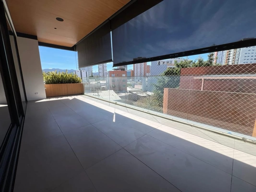Renta de apartamento en Oakland zona 10 — Apartamento en Alquiler en Zona 10, Guatemala, Ciudad — foto 3 de 4