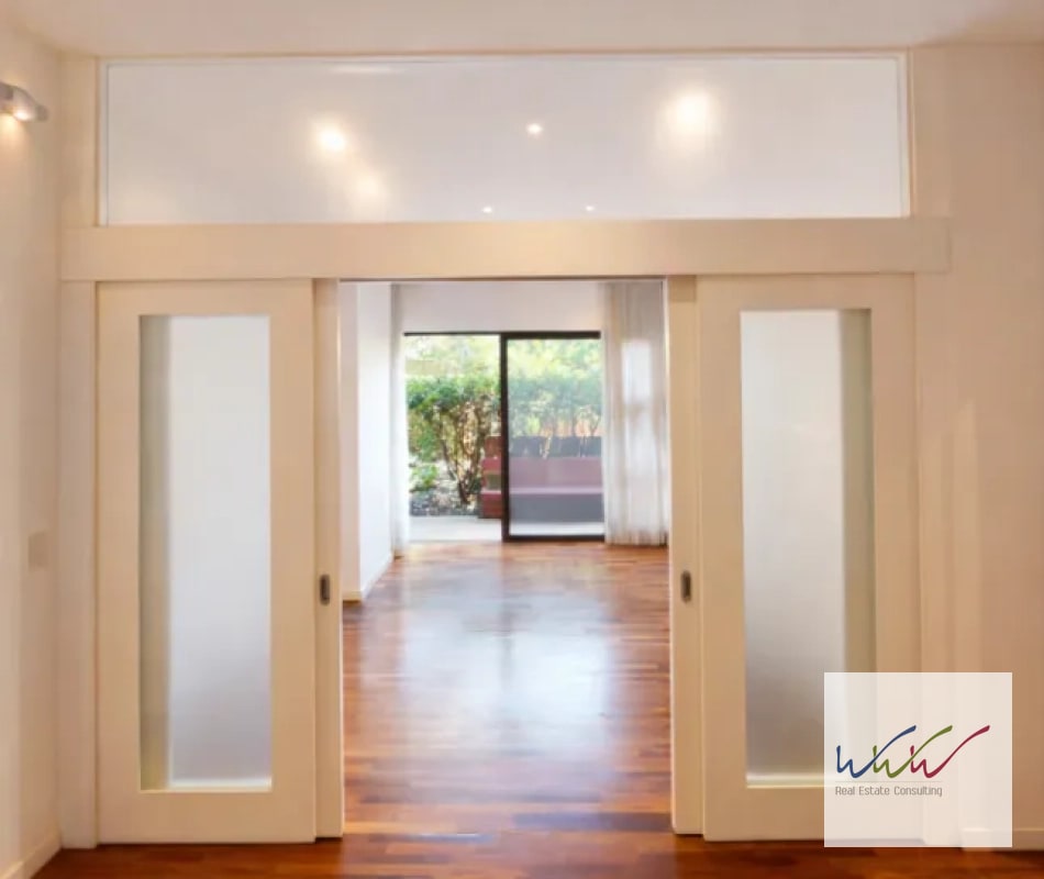 Rento amplio apartamento con jardín en Edificio Lucca, Zona 10 - 11