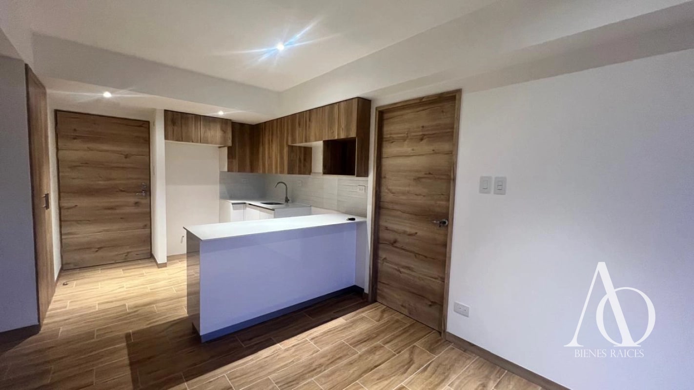 Apartamento en Alquiler Edificio Cendana, zona 9 N7 / EN DIRECTO - 13