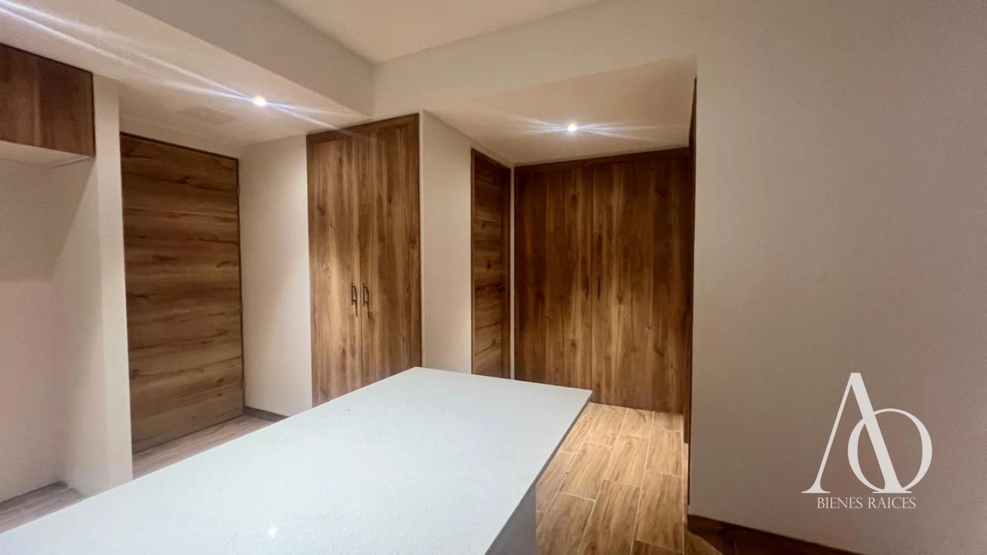 Apartamento en Alquiler Edificio Cendana, zona 9 N7 / EN DIRECTO - 4