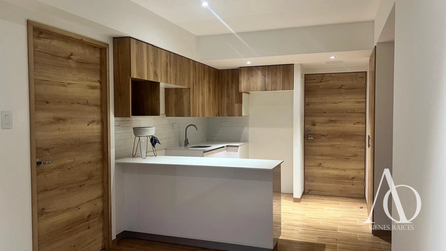 Apartamento en Alquiler Edificio Cendana, zona 9 N7 / EN DIRECTO - 1