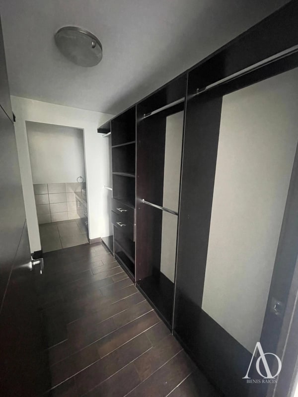 Apartamento en Alquiler Edificio Attica II, zona 14 N14 / EN DIRECTO 01 - 4