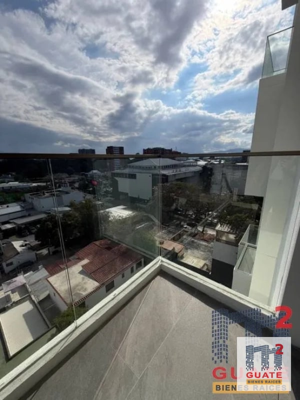 Apartamento en Renta, Zona 10 - 8