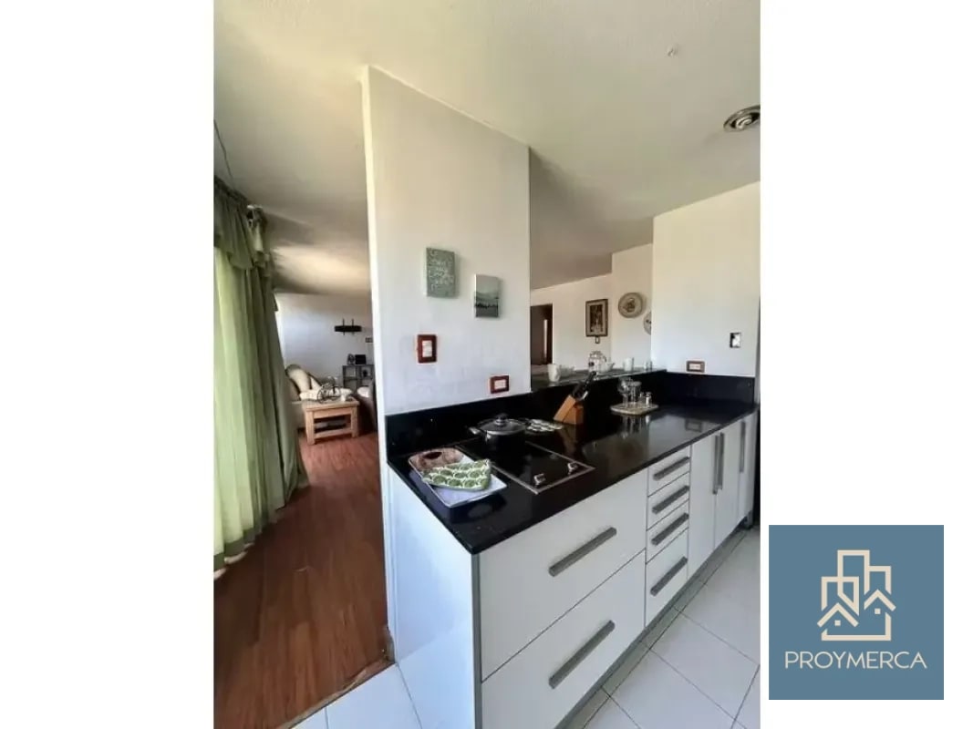 Venta de Apartamento, Edificio Antiguo Zona 14 - 6