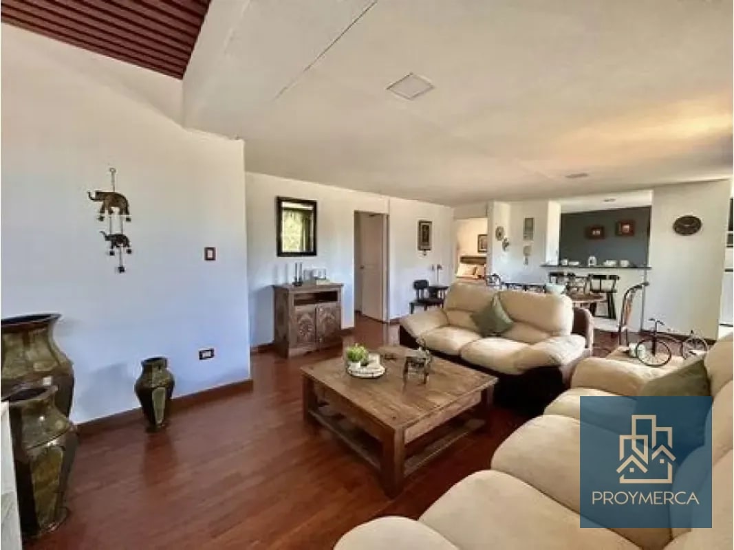Venta de Apartamento, Edificio Antiguo Zona 14 - 4