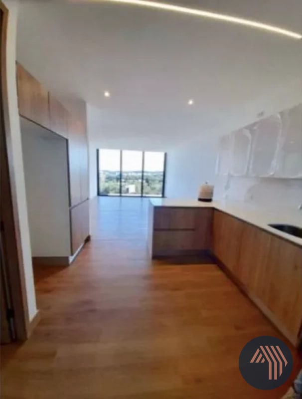 ALQUILER DE AMPLIO APARTAMENTO - TRIVÁ, ZONA 15 - 11