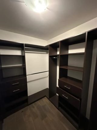 APARTAMENTO CON TERRAZA Y BALCON EN RENTA EN ZONA 10 EDIFICIO VERONA 3 HABITACIONES — Apartamento en Alquiler en Zona 10, Guatemala, Ciudad — miniatura 2 de 17