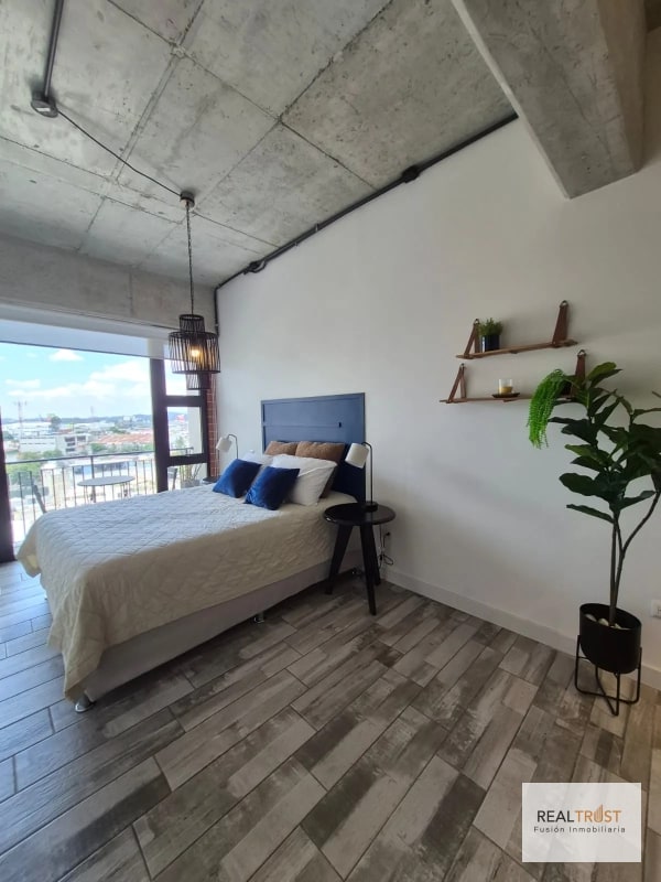 APARTAMENTO AMUEBLADO Y EQUIPADO  EN EL CORAZON DE ZONA 4 - 4