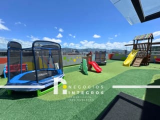 APARTAMENTO EN VENTA CON TERRAZA EN CASA CLARA ZONA 10 — Apartamento en Venta en Zona 10, Guatemala, Ciudad — miniatura 9 de 17