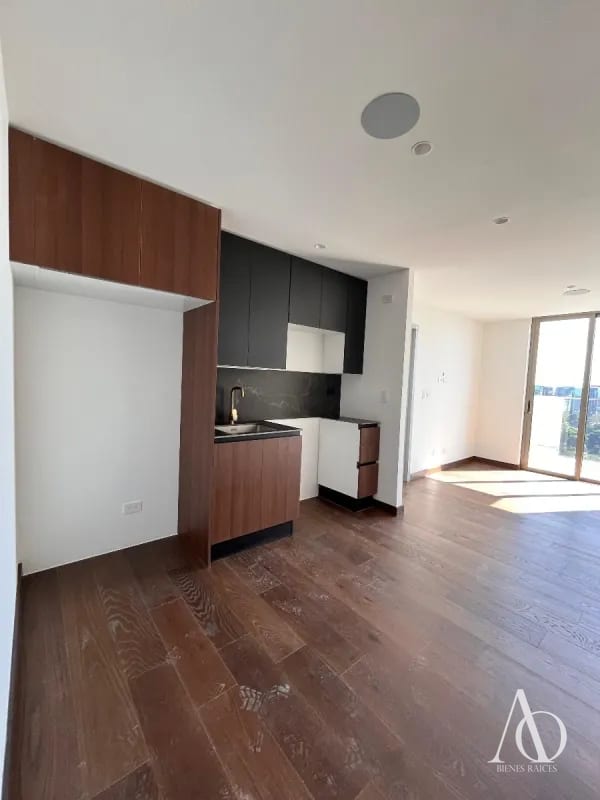 Apartamento en Venta Edificio Atarah, zona 10 N17 / EN DIRECTO — Apartamento en Venta en Atarah, Zona 10, Guatemala, Ciudad — foto 14 de 17