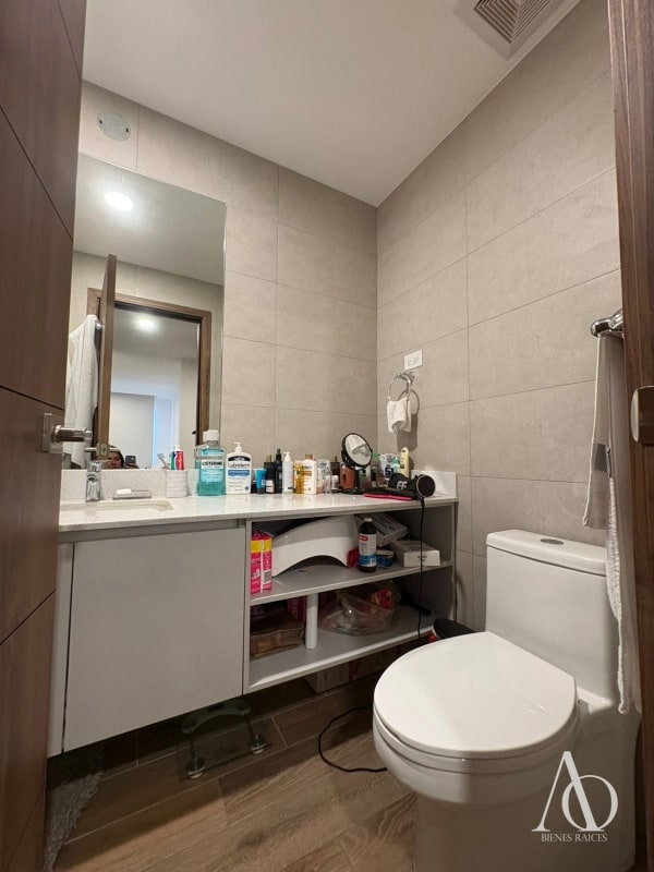 Apartamento en Venta Edificio Parque 14, zona 14 N14 / EN DIRECTO 02 - 15