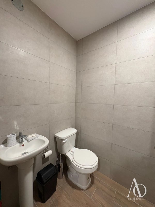 Apartamento en Venta Edificio Parque 14, zona 14 N14 / EN DIRECTO 02 - 4
