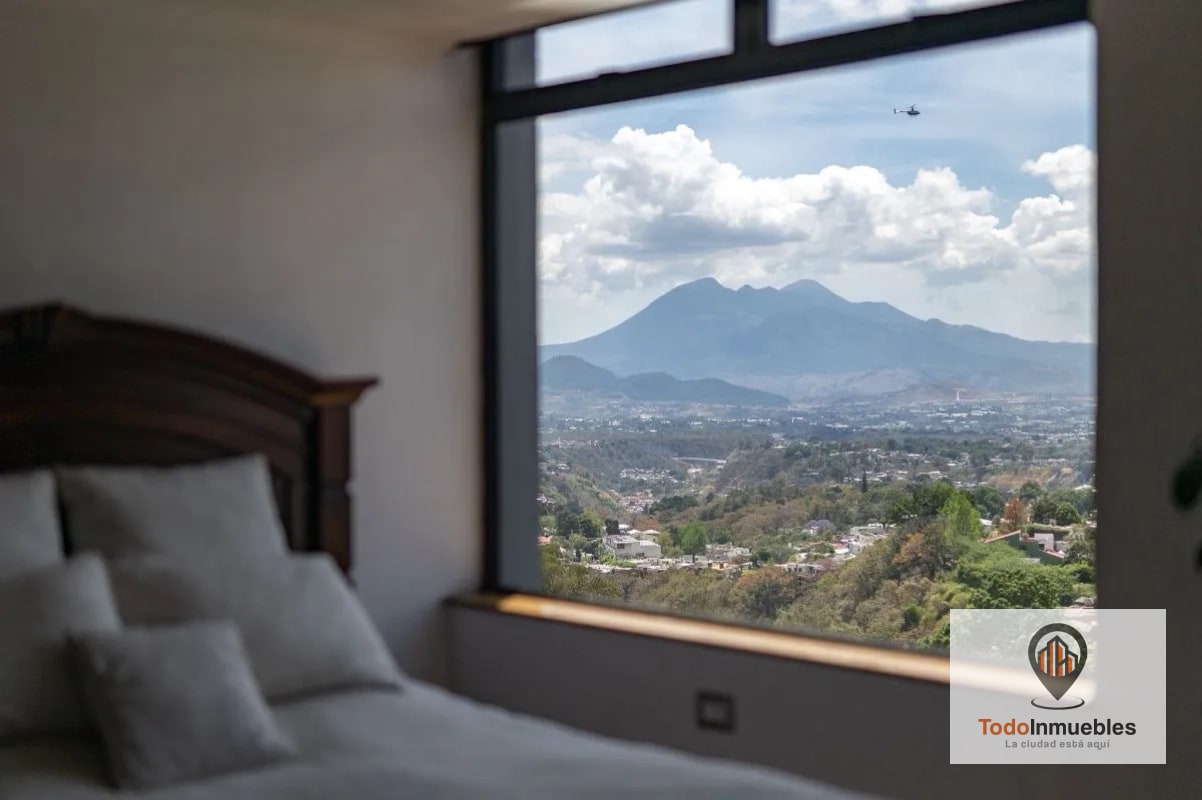 Apartamento Penthouse remodelado en Renta en z14 - 6