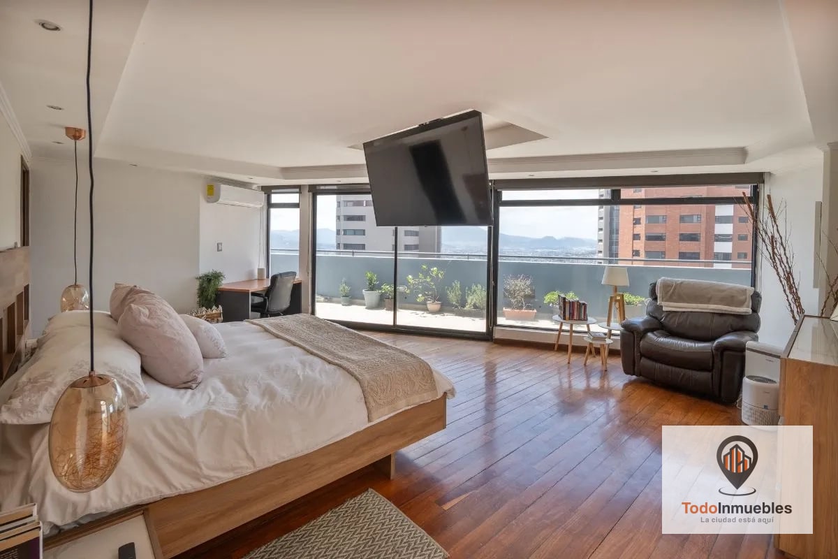 Apartamento Penthouse remodelado en Renta en z14 - 4