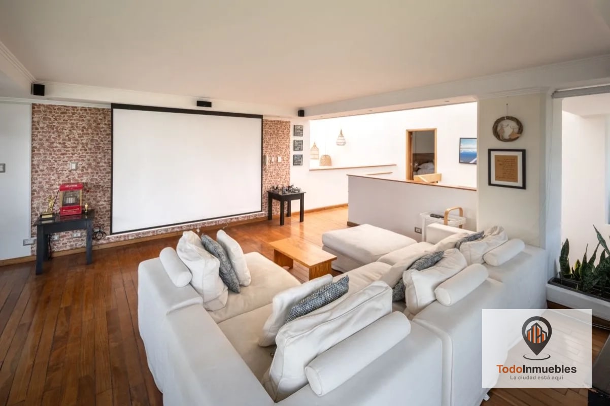 Apartamento Penthouse remodelado en Venta en z14 - 5