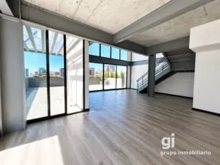 PH industrial, con una gran terraza en renta en zona 14 — Apartamento en Alquiler en Zona 14, Guatemala, Ciudad — miniatura 11 de 13