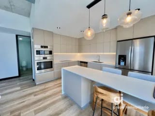 PH industrial, con una gran terraza en renta en zona 14 — Apartamento en Alquiler en Zona 14, Guatemala, Ciudad — miniatura 9 de 13