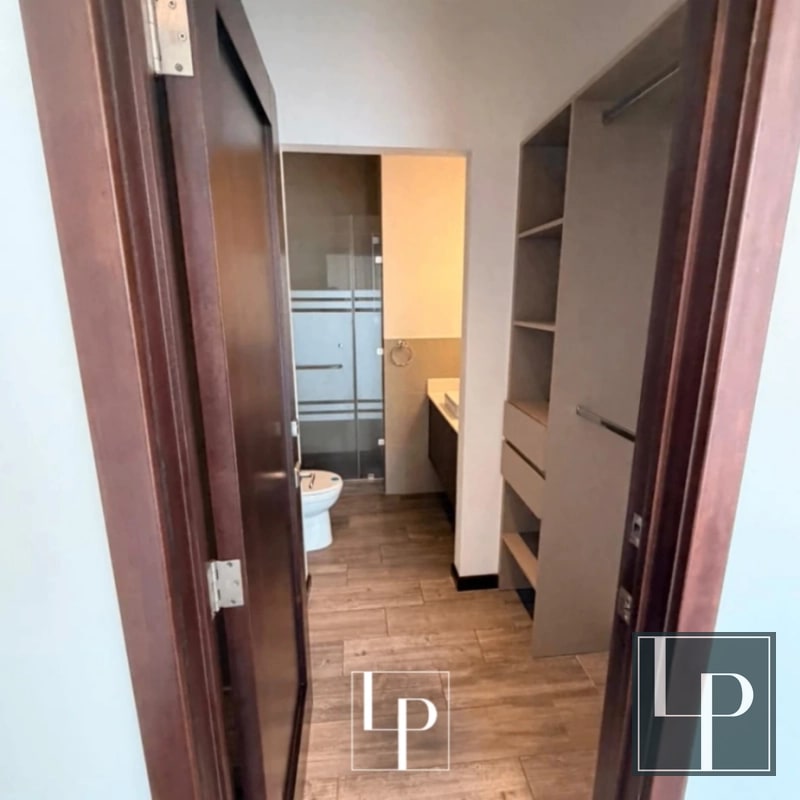 Amplio Apartamento en Renta en Lirios 1 de Cayalá - 3