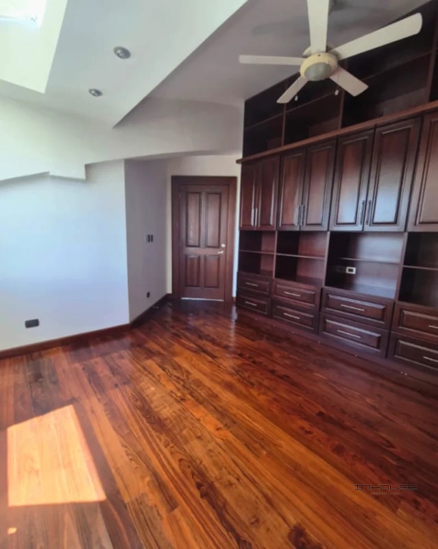 PENTHOUSE EN RENTA EN ZONA 14 CON DOS NIVELES Y TERRAZA - 7