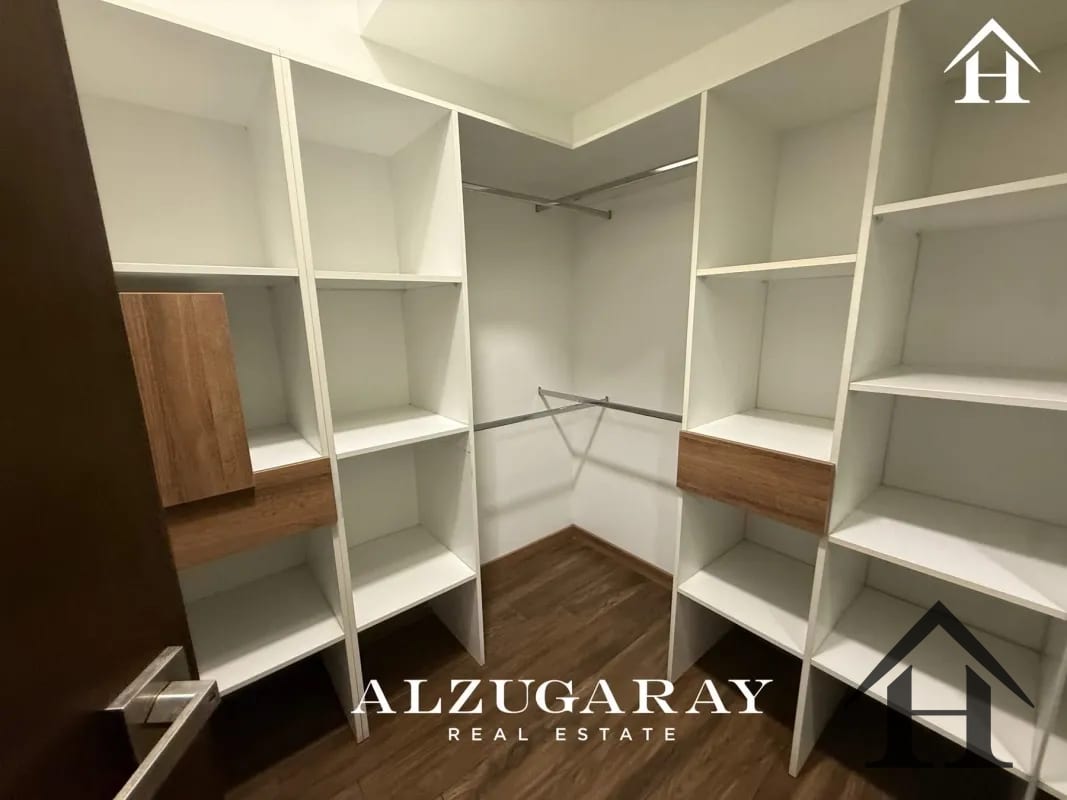 penthouse Edif Casa Acueducto zona 10 — Apartamento en Venta en Casa Acueducto, Zona 10, Guatemala, Ciudad — foto 4 de 8