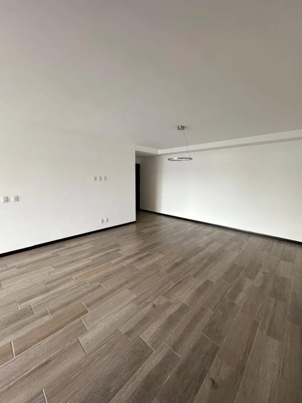 Apartamento en alquiler, Edificio Segheria, zona 14 — Apartamento en Alquiler en Segheria, Zona 14, Guatemala, Ciudad — foto 12 de 13