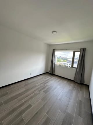 Apartamento en alquiler, Edificio Segheria, zona 14 — Apartamento en Alquiler en Segheria, Zona 14, Guatemala, Ciudad — miniatura 6 de 13