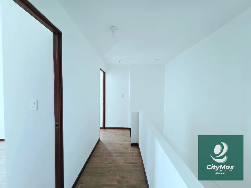 Apartamento en Venta en Edificio Nuvó El Naranjo Zona 4 de Mixco - 3
